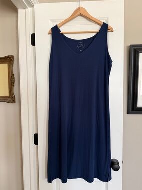 Cozy Earth Navy V-Neck Tank loungewear
